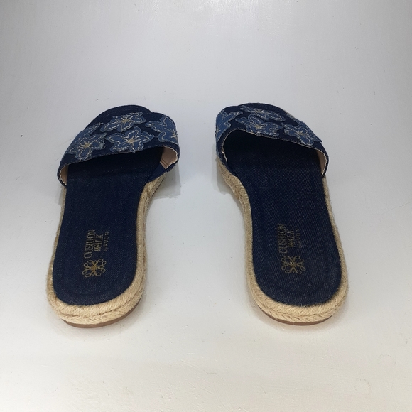 Avon Walk Demin Sandal with Floral Applique Sz8 - Picture 4 of 9